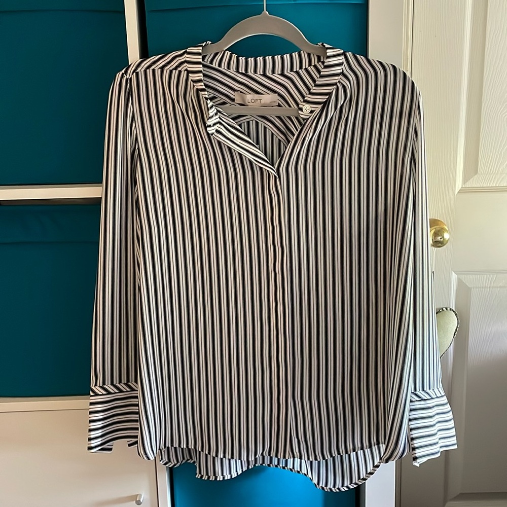 Loft Long Sleeve Blouse Large